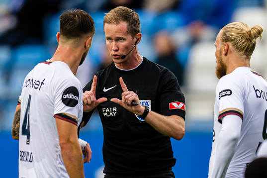 Kristoffer Hagenes, referee