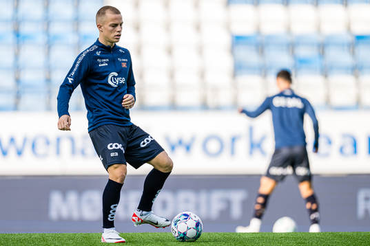 Jost Urbancic of Viking warms up