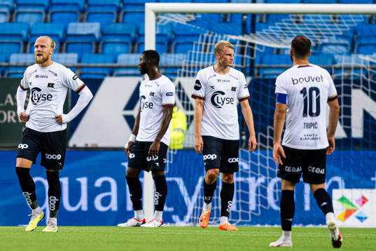 Lars-Jørgen Salvesen of Viking looks dejected