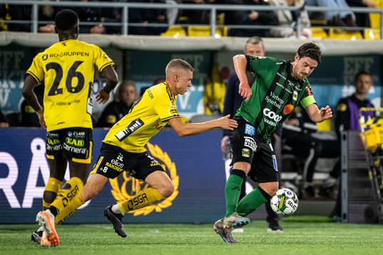 Elfsborgs Sebastian Holmen och Varbergs Robin Tranberg