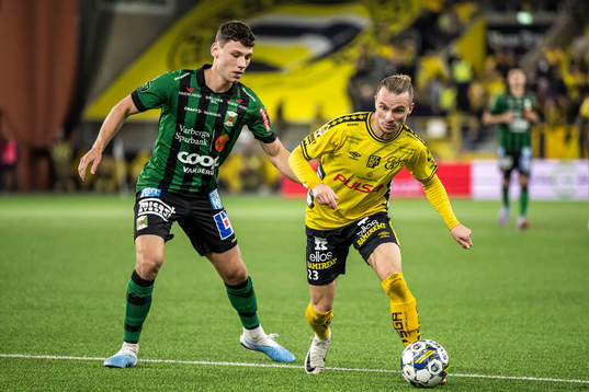 Varbergs Victor Karlsson och Elfsborgs Niklas Hult