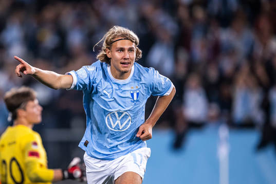Malmö FFs Sebastian Nanasi jublar
