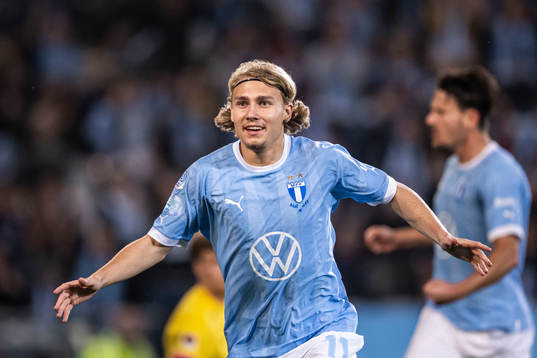 Malmö FFs Sebastian Nanasi jublar