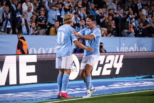 Malmö FFs Sebastian Nanasi jublar