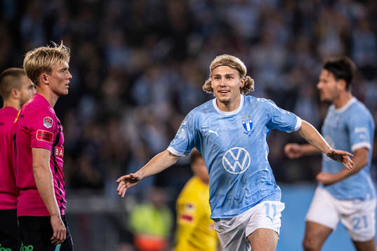 Malmö FFs Sebastian Nanasi jublar