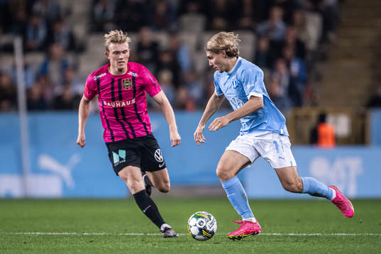 Brommapojkarnas Alexander Jensen Malmö FFs Sebastian Nanasi