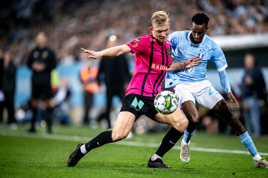 Brommapojkarnas Alexander Jensen och Malmö FFs Taha Ali