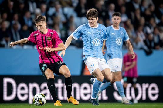 Brommapojkarnas Samuel Leach Holm och Malmö FFs Oliver Berg