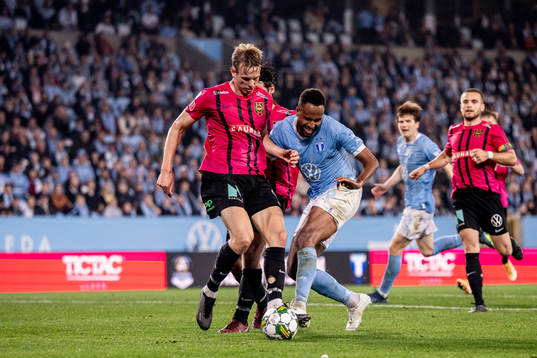 Malmö FFs Isaac Kiese Thelin och Brommapojkarnas Torbjörn