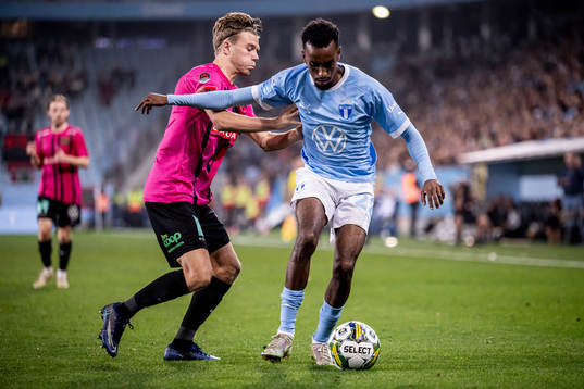 Brommapojkarnas Wilmer Odefalk och Malmö FFs Taha Ali