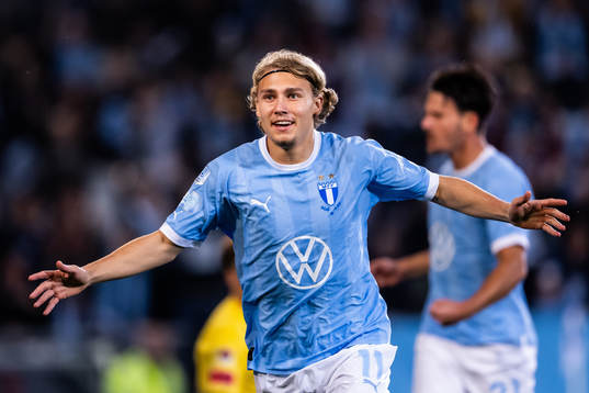 Bläddra bland fler bilder av Fotboll, Allsvenskan, Malmö FF - Brommapojkarna
