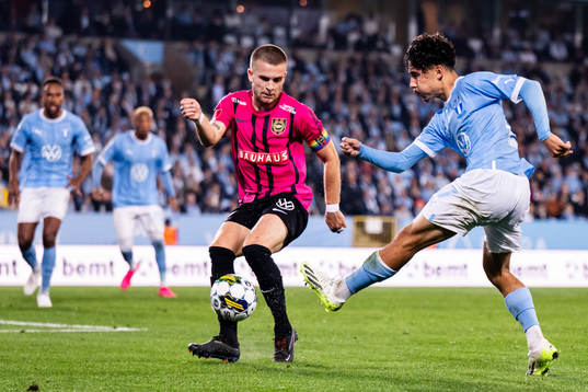 Malmö FFs Adrian Skogmar och Brommapojkarnas Amadeus
