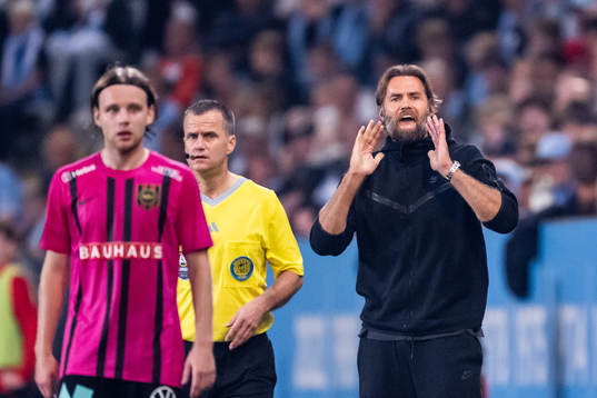 Brommapojkarnas tränare Olof Mellberg