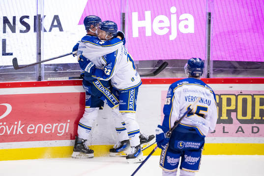Leksands Carter Ashton jublar