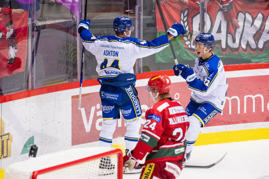 Leksands Carter Ashton jublar