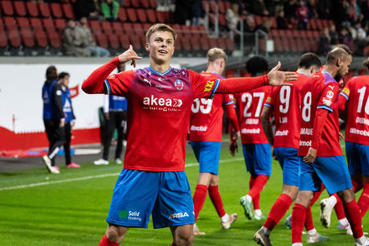 Bläddra bland fler bilder av Fotboll, Superettan, Helsingborg - Örebro