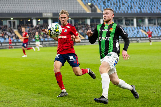 GAIS Dino Salihovic och Östers Adam Herdonsson