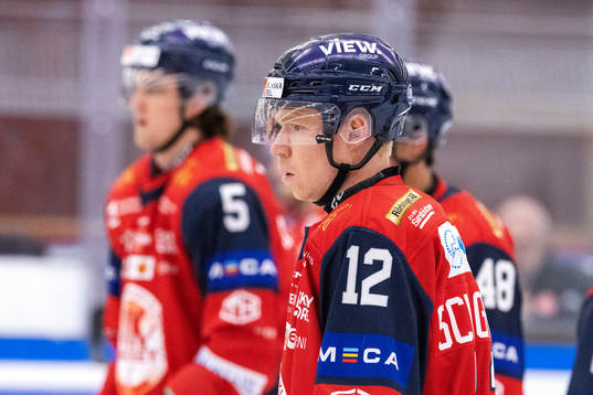 Västerviks Anton Schagerberg på uppvärmningen
