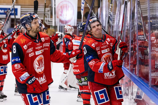 Västerviks Robin Carlsson och Mathias Wigley jublar