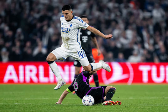 Mohamed Elyounoussi of Copenhagen and Joshua Kimmich of