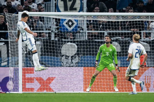Jordan Larsson of Copenhagen and goalkeeper Sven Ulreich of