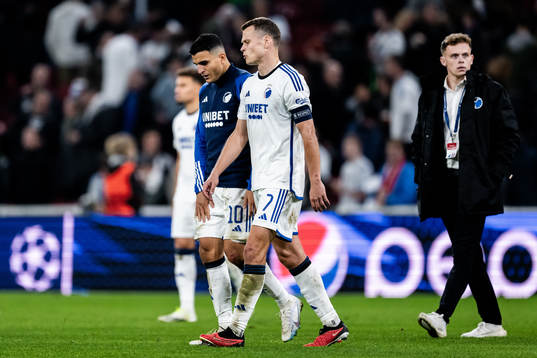 Mohamed Elyounoussi and Viktor Claesson of Copenhagen look