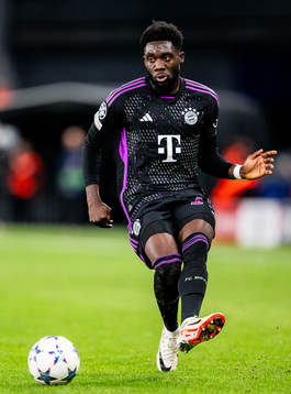 Alphonso Davies of Bayern Munich