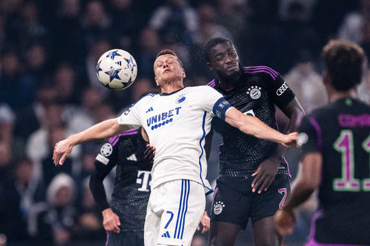 Viktor Claesson of Copenhagen and Dayot Upamecano of Bayern