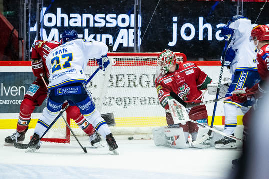 Leksands Marek Hrivik gör 0-3 på MoDos målvakt Lassi