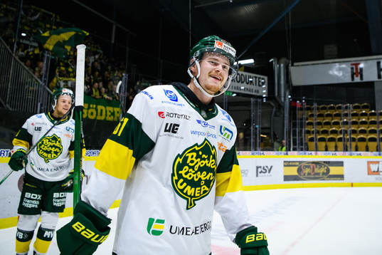 Björklövens Malte Sjögren jublar