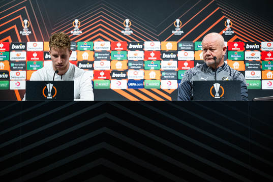 Samuel Gustafson and head coach Per-Mathias Høgmo