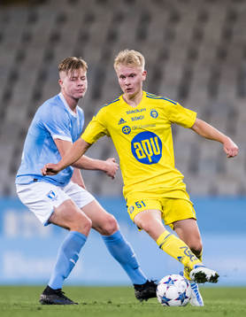 Helsingfors Kaius Harden och Malmö FFs Nils Zetterström