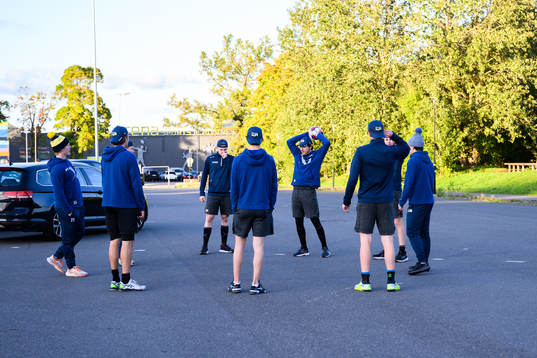 HV71 värmer upp