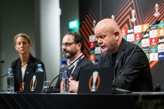 Head coach Per-Mathias Høgmo of Häcken at the press