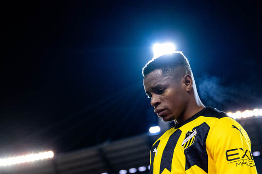 Abdulrazaq Ishaq of Häcken looks dejected