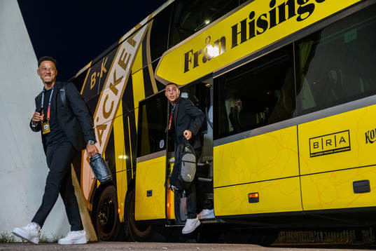 Tobias Sana and Ali Youssef of Häcken arrive