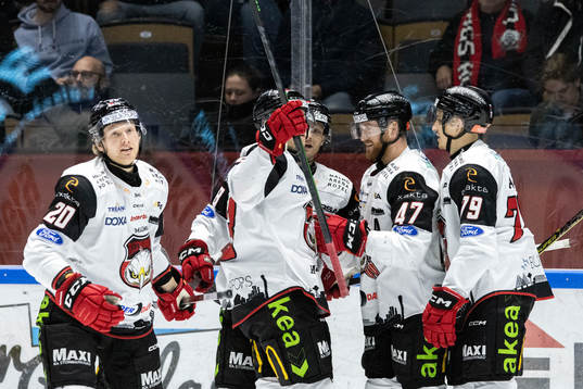 Malmö Redhawks Thomas Berg Paulsen jublar