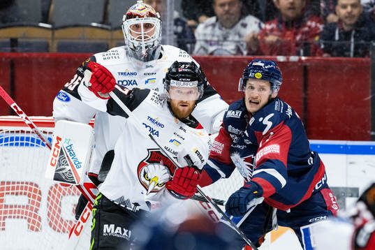 Malmö Redhawks målvakt och Joakim Ryan med Linköpings