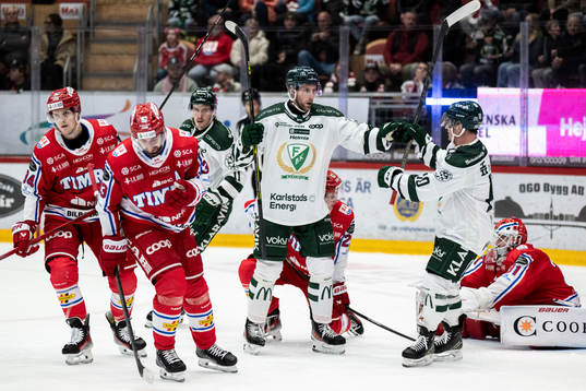 Färjestads Per Åslund jublar