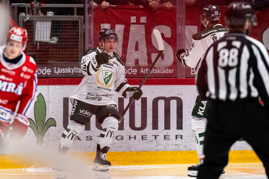 Färjestads Marcus Nilsson jublar