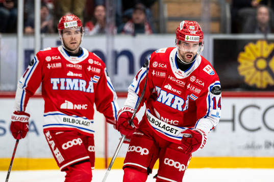 Timrås Emil Pettersson jublar 2-4