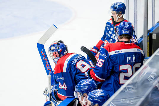 Oskarshamns målvakt Marek Langhamer deppar
