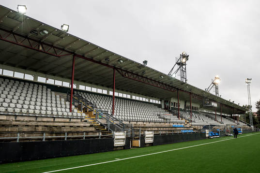 Läktare på Malmö IP