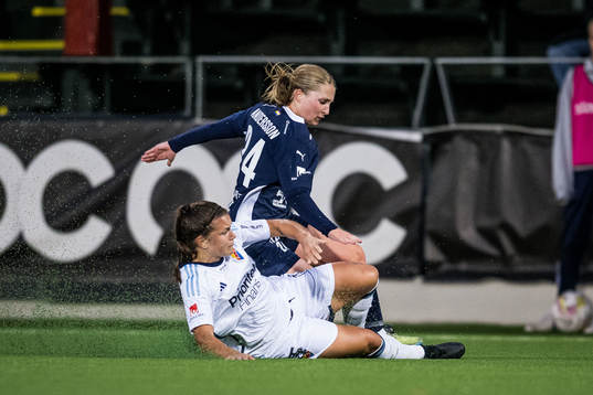 Djurgårdens Alexsandra Lobanova och FC Rosengårds Hanna