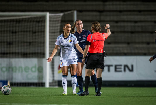 Djurgårdens Tilde Lindwall och FC Rosengårds Gudrun