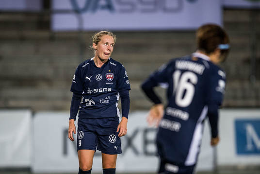 FC Rosengårds Emilia Larsson deppar