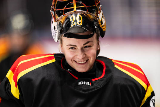 Brynäs målvakt Klara Peslarova