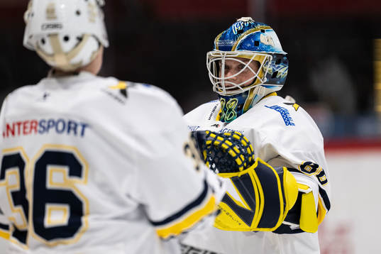 HV71s målvakt Anni Keisala och målvakt Lina Van Noort