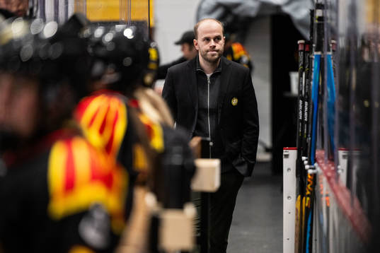 Brynäs tränare Filip Eriksson