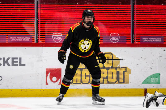 Brynäs Hanna Thuvik jublar